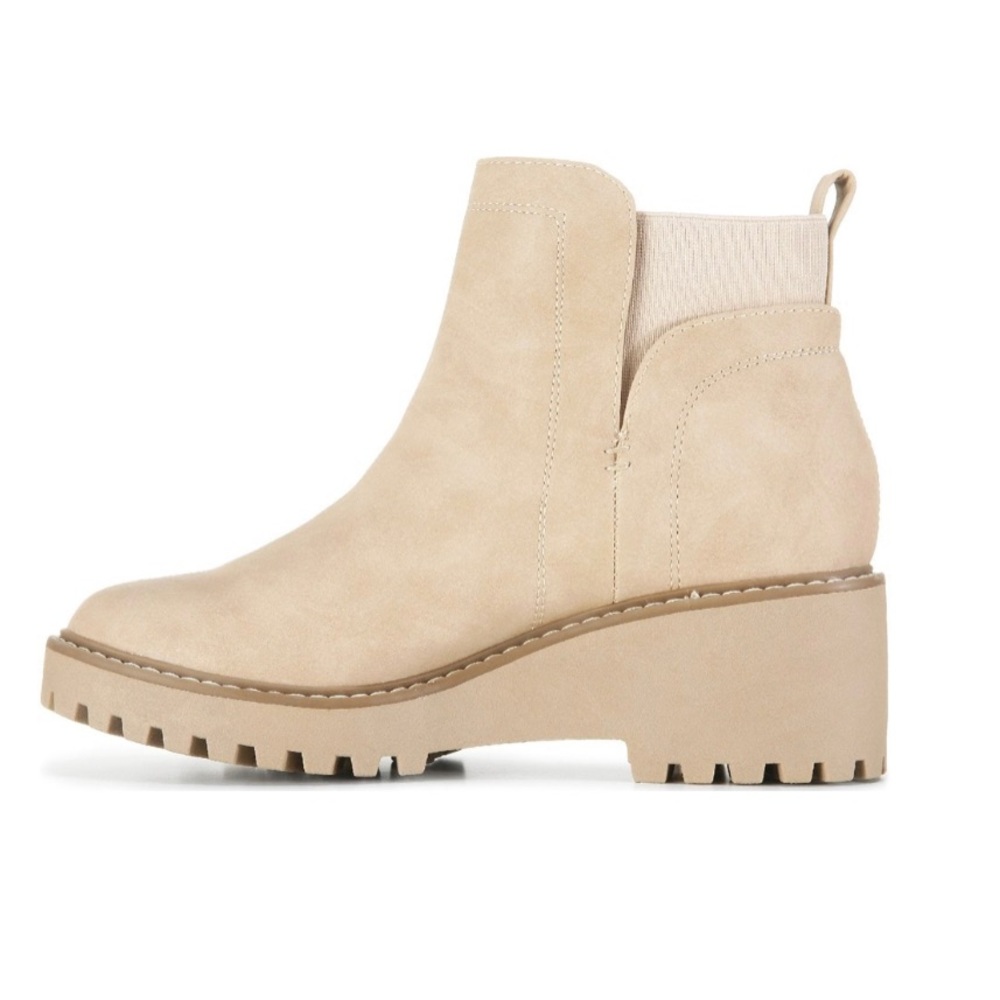 Dolce Vita Huey Chelsea Boots